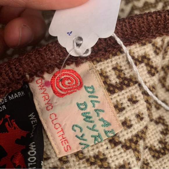 Vintage Dillad Dwyryd Cymru Tapestry Vest Medium NWT - Picture 4 of 14